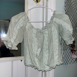 American Eagle Cropped Shirt